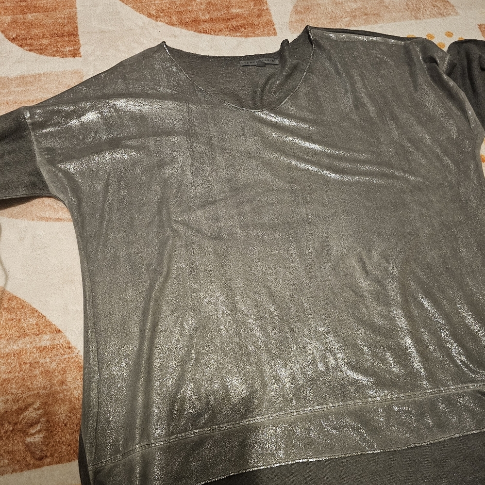 Tempo Paris Oversized Shimmering Grey Women's Top Sz M/L - Picture 13 of 13